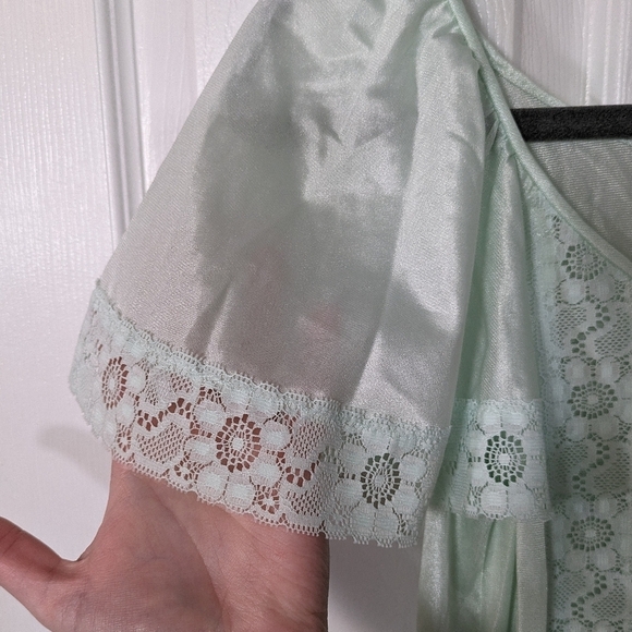 Vintage 60s Gossard Artemis Intricate Seafoam Lace Night Gown‎ Size Petite (S) - Picture 4 of 6